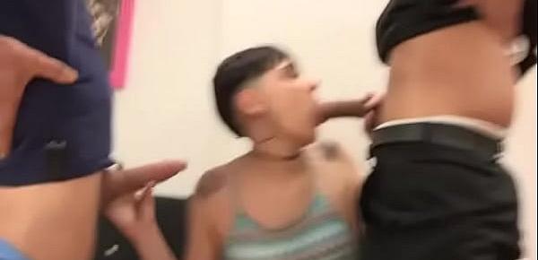  Before her DOUBLE PENETRATION, this teen sucks and gets these 2 cocks hard